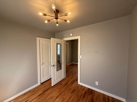 532 South 44Th West Avenue 2 Beds Apartment for Rent