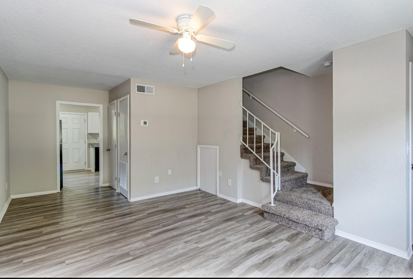 Mulberry Row Apartments