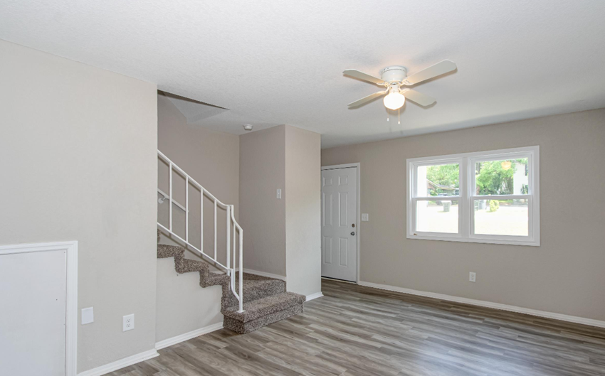 Mulberry Row Apartments