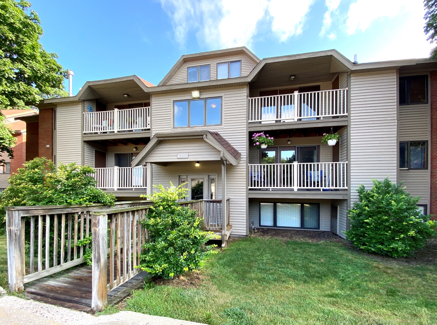 toro ridge apartment homes