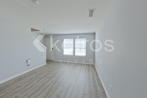 2826 Jordan Ave 3 Beds Apartment for Rent