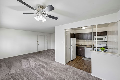 600 Red Lion Rd. Apt H-8 1-2 Beds Apartment for Rent