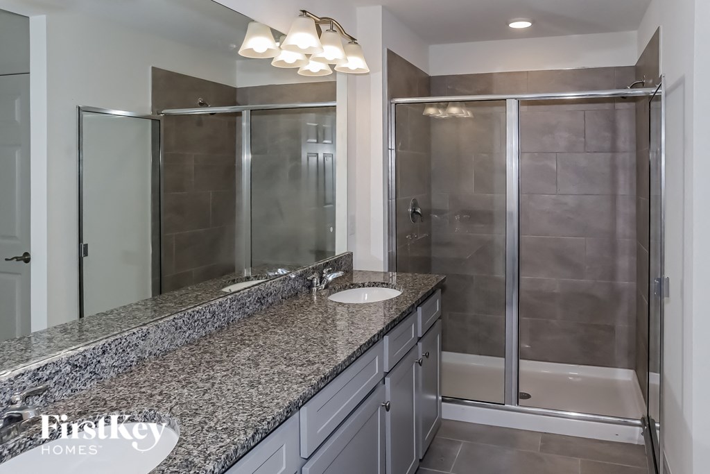 1221 Spokane Point 5 Beds House for Rent - Photo Gallery 9