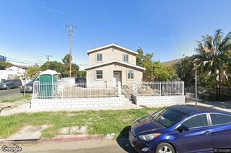 701-701.5 E 76Th St & 7514 S Stanford Ave 1-3 Beds Apartment for Rent