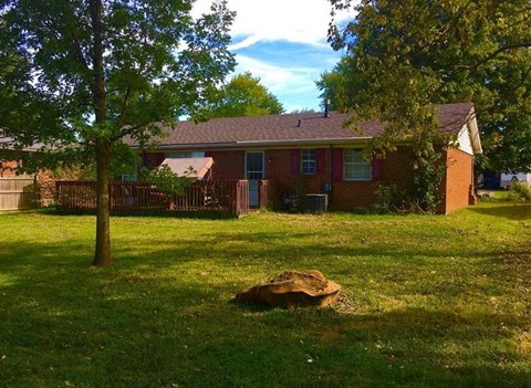 630 Lane Avenue 3 Beds Apartment for Rent