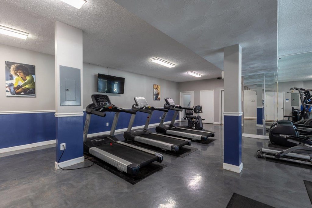 the gym at the preserve apartments