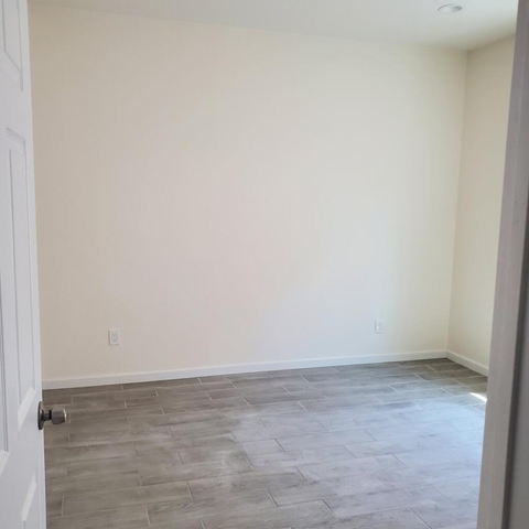4335-4335 1/2 Live Oak St. 3 Beds Apartment for Rent