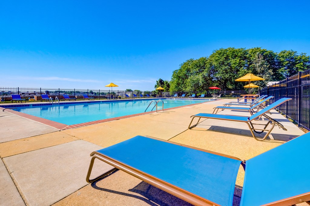 the swimming pool at our crossings apartments