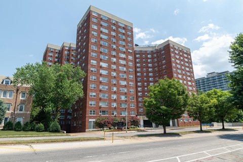 The Carlyle Apartment Homes