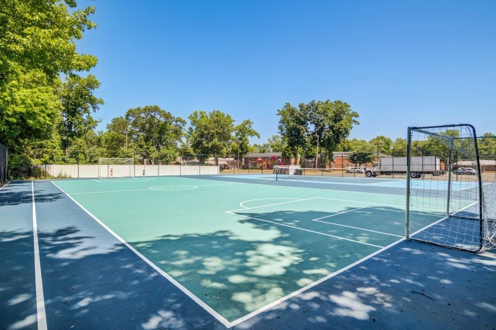 the tennis court at the apartments for rent