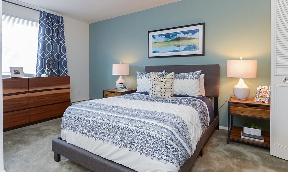 spacious bedrooms at the district at highland village apartments in lowenthal tx