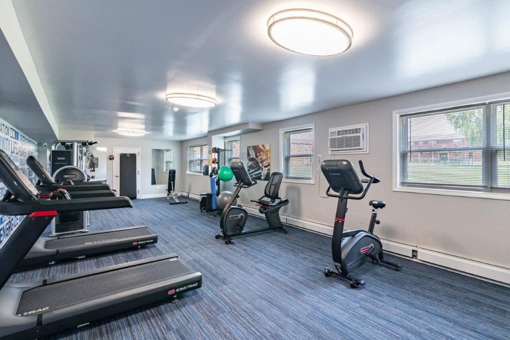 the gym at the apartments for rent