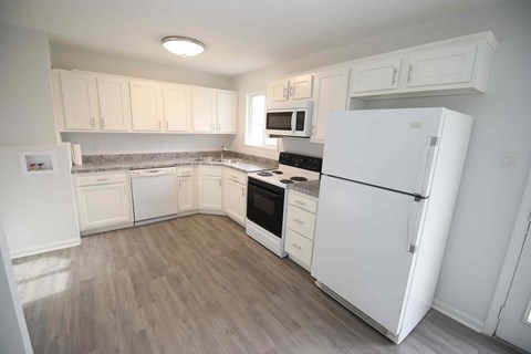 1229 Cedarview Dr. 3 Beds Apartment for Rent