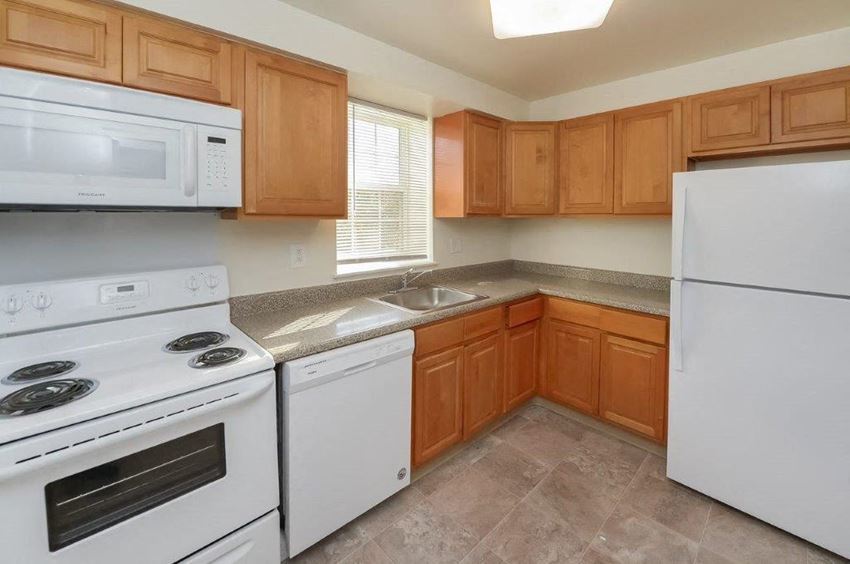 915 Cedar Tree Lane Studio-3 Beds Apartment for Rent - Photo Gallery