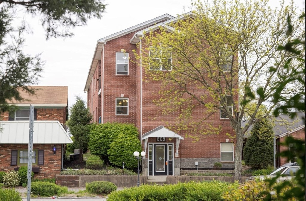 the building in which the apartment is located