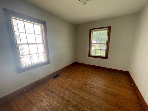 1106 Oleanda Ave 2 Beds Apartment for Rent - Photo Gallery 8