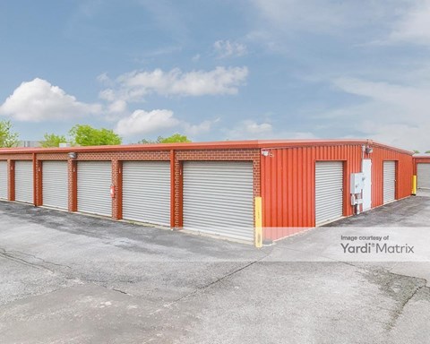 Storage Units for Rent available at 2571 East Robinson Avenue, Springdale, AR 72764