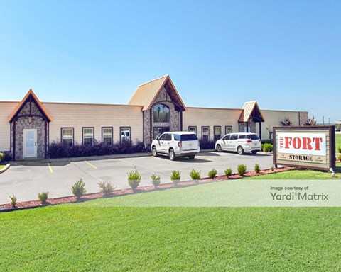 Storage Units for Rent available at 6300 Massard Road, Fort Smith, AR 72916