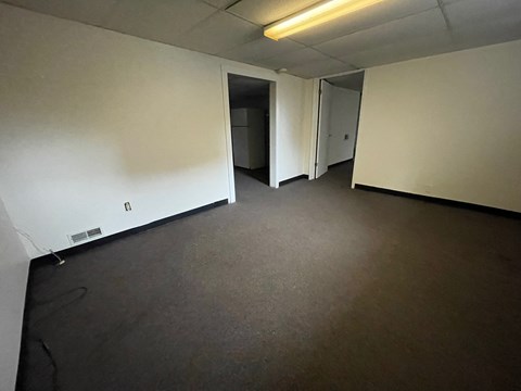 913 Eastern Parkway 6 Beds Apartment for Rent