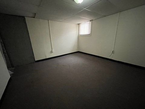 913 Eastern Parkway 6 Beds Apartment for Rent
