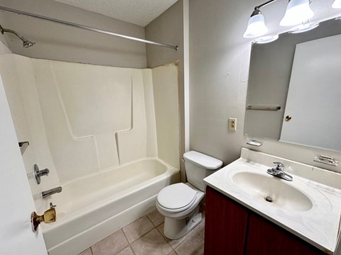 Fox Chase Apts