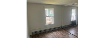 2 Bedrooms, 1 Bathroom
