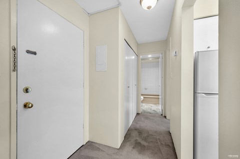 210 West 16th Street Studio-2 Beds Apartment for Rent - Photo Gallery 12