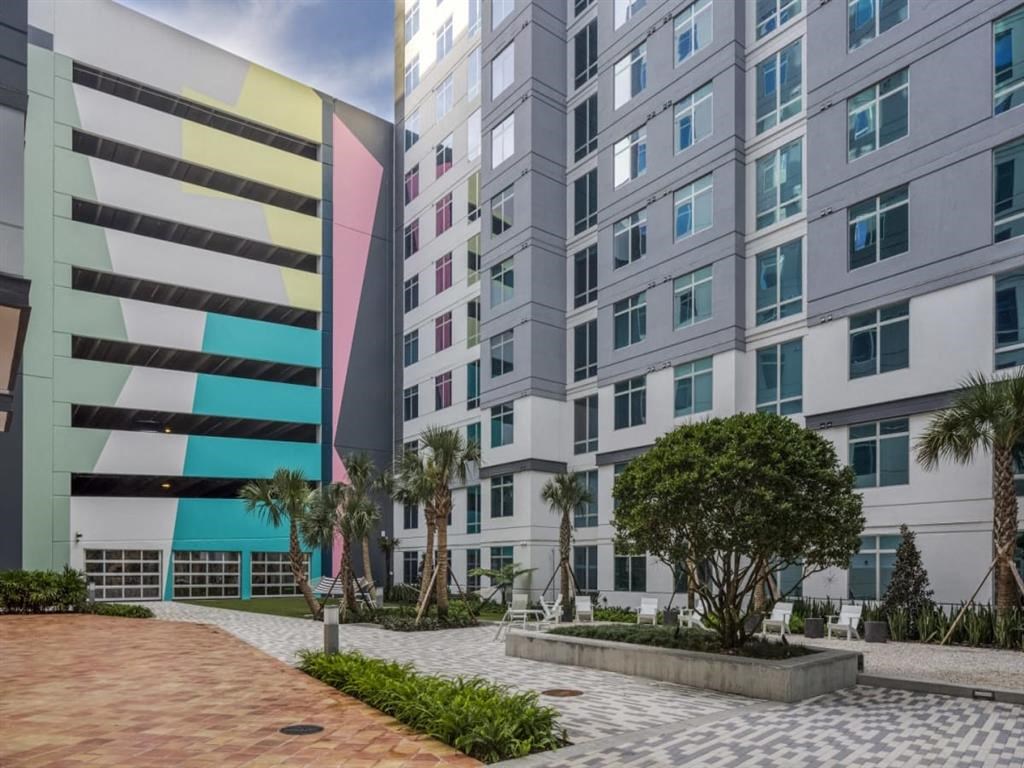 Courtyard View at The Julian Orlando, Orlando, FL