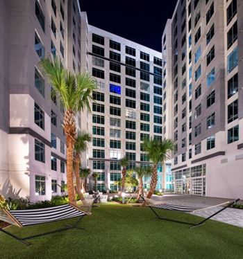 Hammock Garden at The Julian Orlando, Florida, 32801