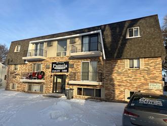 424 11Th Street North 1-2 Beds Apartment for Rent