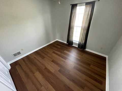 9104 Fairridge Dr. 3 Beds Apartment for Rent