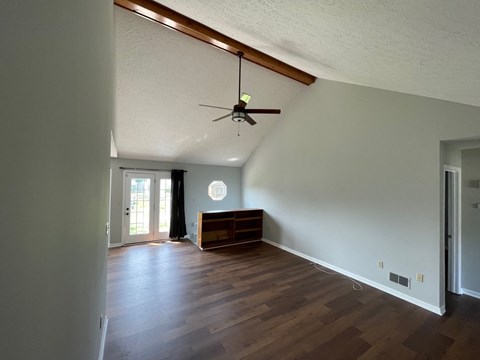 9104 Fairridge Dr. 3 Beds Apartment for Rent