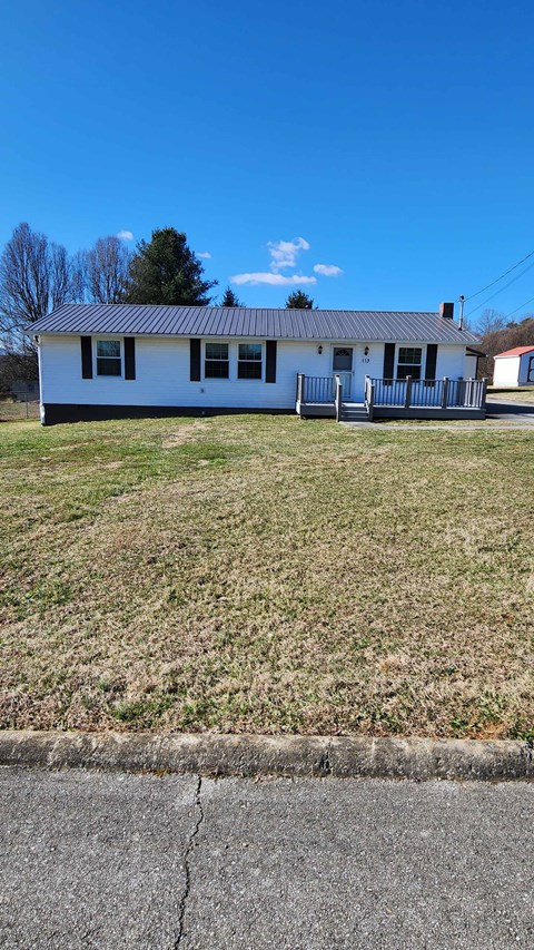 113 Beech Grove Road 3 Beds Apartment for Rent