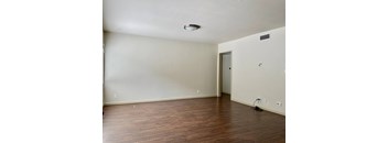 2B-1B with Large Outdoor Private Patio