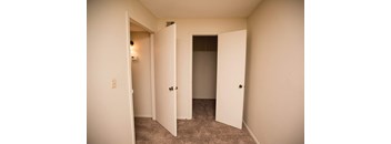 1 Bedroom, 1 Bathroom