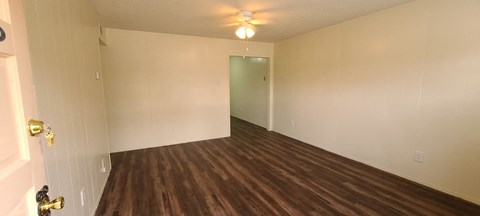 4601 52nd Street 2-3 Beds Apartment for Rent - Photo Gallery 12