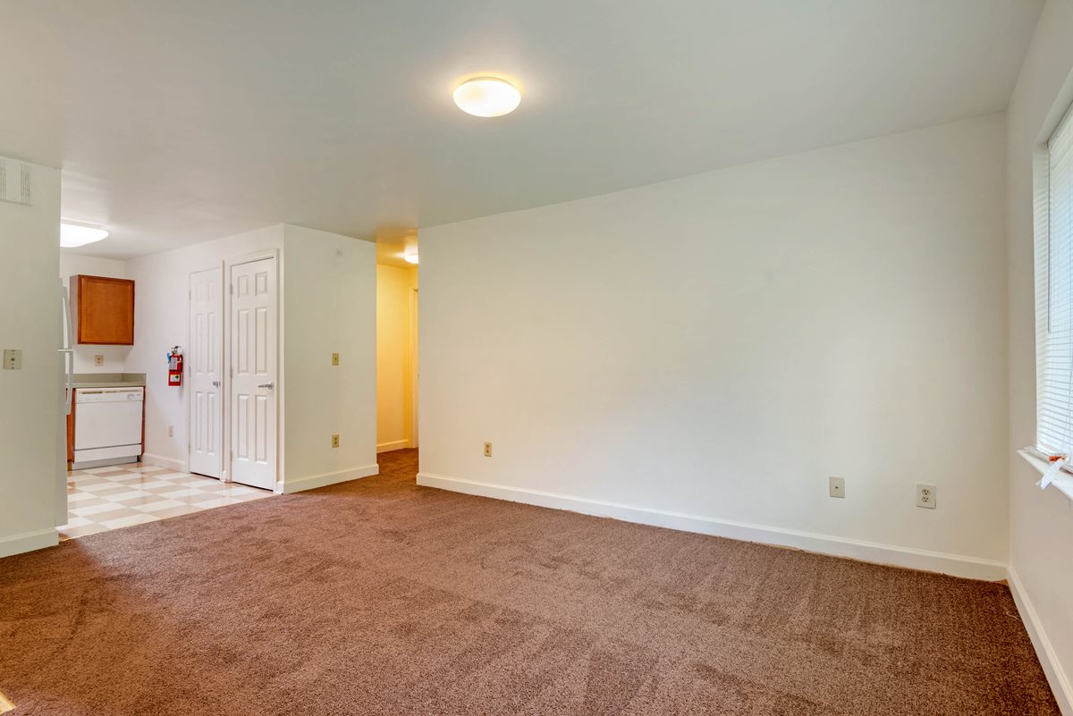 The Willows At Elmwood Gardens Apartments