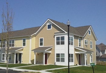 151 Cascades Lane 2 Beds Apartment, Affordable for Rent - Photo Gallery 3