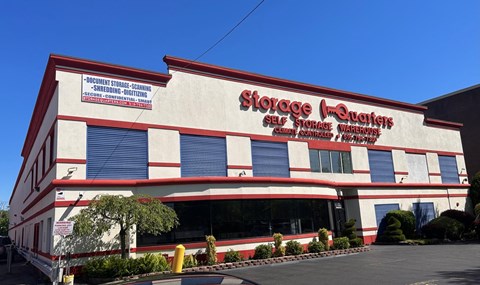 Storage Units for Rent available at 999 Stewart Avenue, Garden City, NY 11530