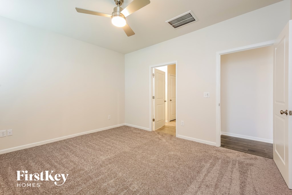 427 Stonefence Drive 4 Beds House for Rent - Photo Gallery 7