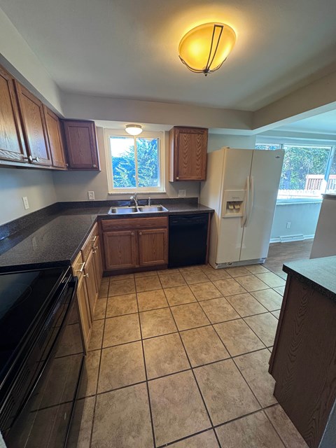 2596 Petworth Ct 3 Beds Apartment for Rent