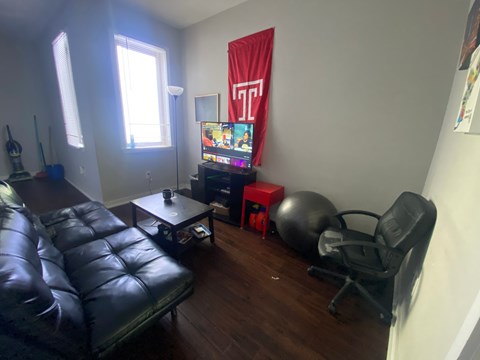 1712 North Bouvier Street 4 Beds Apartment for Rent - Photo Gallery 7