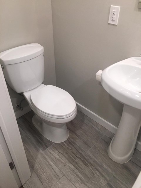 1606 North Willington Street 3-6 Beds Apartment for Rent - Photo Gallery 9