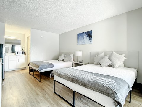 5399 W. Irlo Bronson Memorial Highway Studio-1 Bed Apartment for Rent - Photo Gallery 43