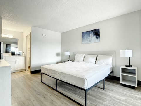 5399 W. Irlo Bronson Memorial Highway Studio-1 Bed Apartment for Rent - Photo Gallery 39