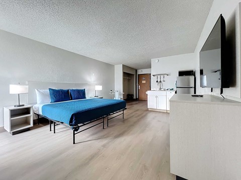 2295 E. Irlo Bronson Memorial Highway Studio Apartment for Rent - Photo Gallery 51