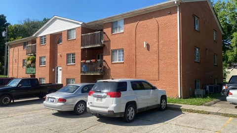 611 Kilgore Ave Studio-2 Beds Apartment for Rent