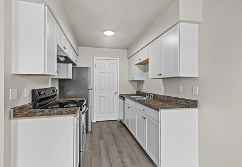 Modern Kitchen at Osage Creek, Rogers, AR