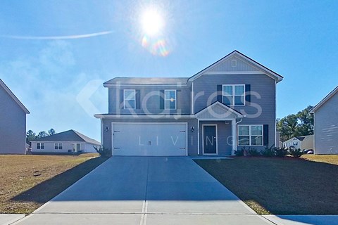 103 Colonial Way 5 Beds Apartment for Rent