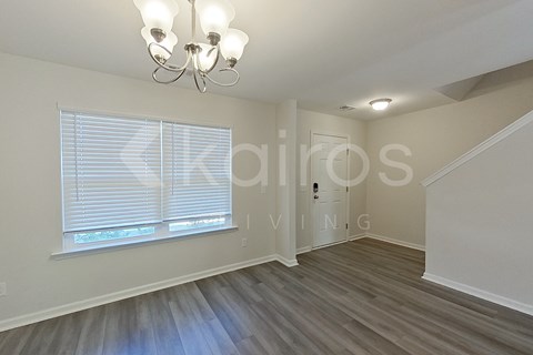 103 Colonial Way 5 Beds Apartment for Rent